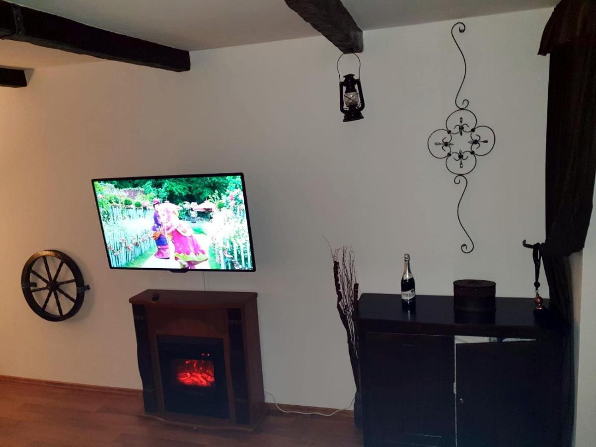פרדיאל Apartament Medieval מראה חיצוני תמונה